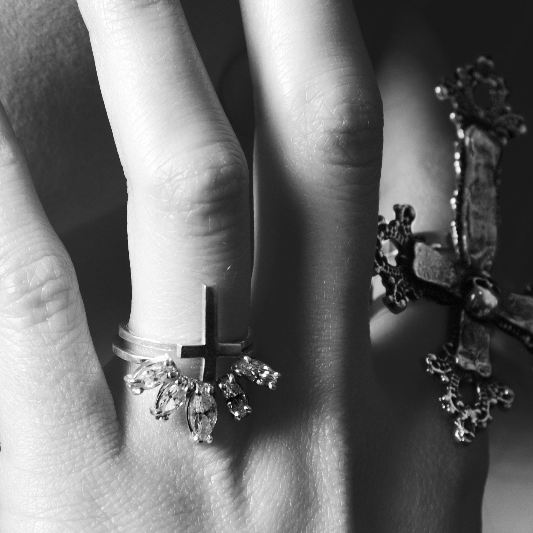 Marquise Cz Curved Ring - Gemstone Engagement Ring-Ring-Inchoo Bijoux-Inchoo Bijoux