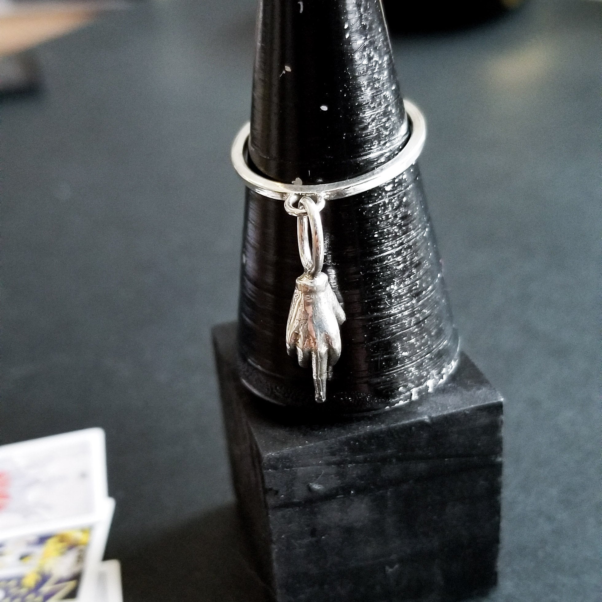 Flying Fuck Ring - Middle Finger - Inchoo Bijoux