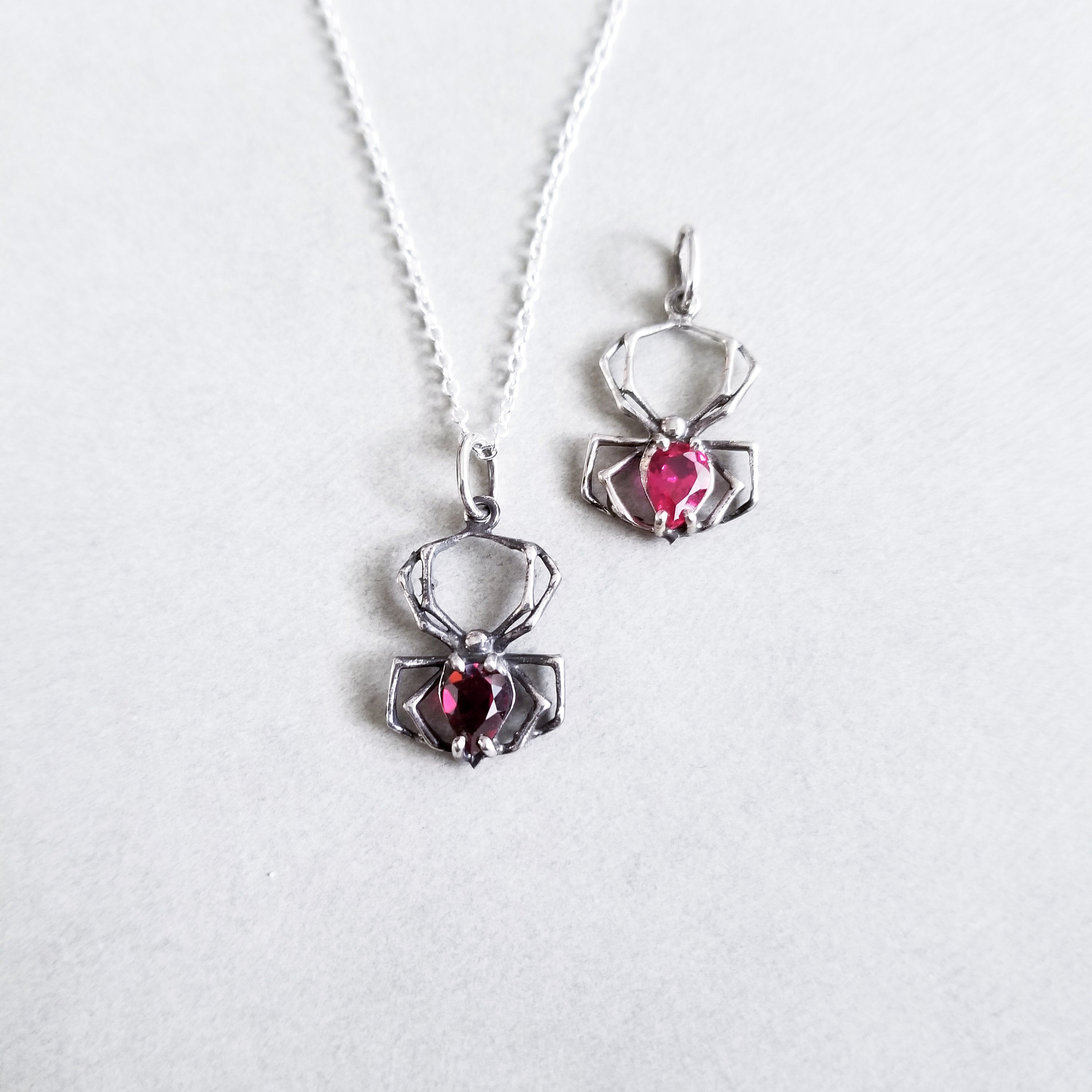 Blood Red Spider Pendant - Inchoo Bijoux