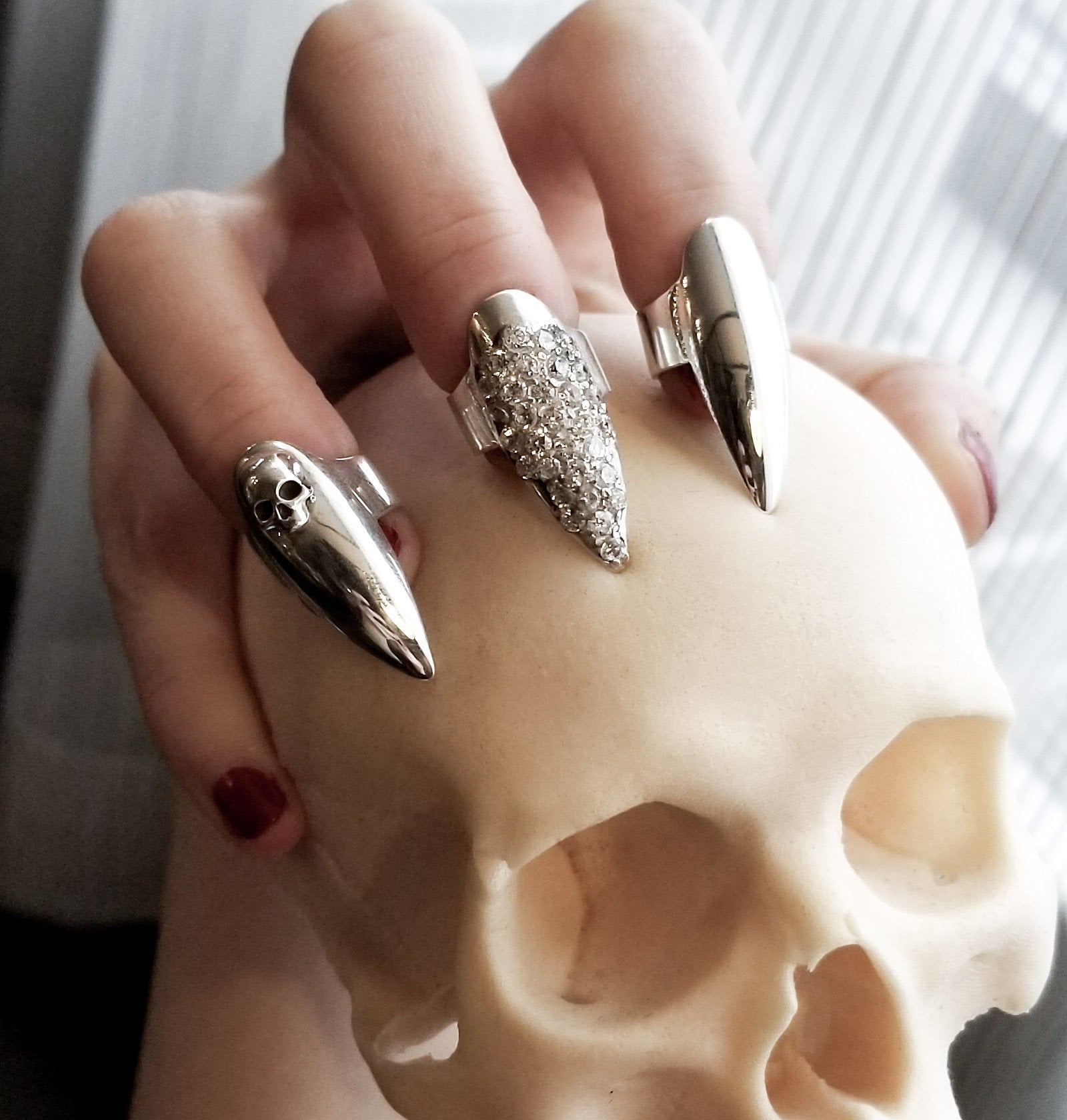 Silver Claw Stiletto Nail - Inchoo Bijoux