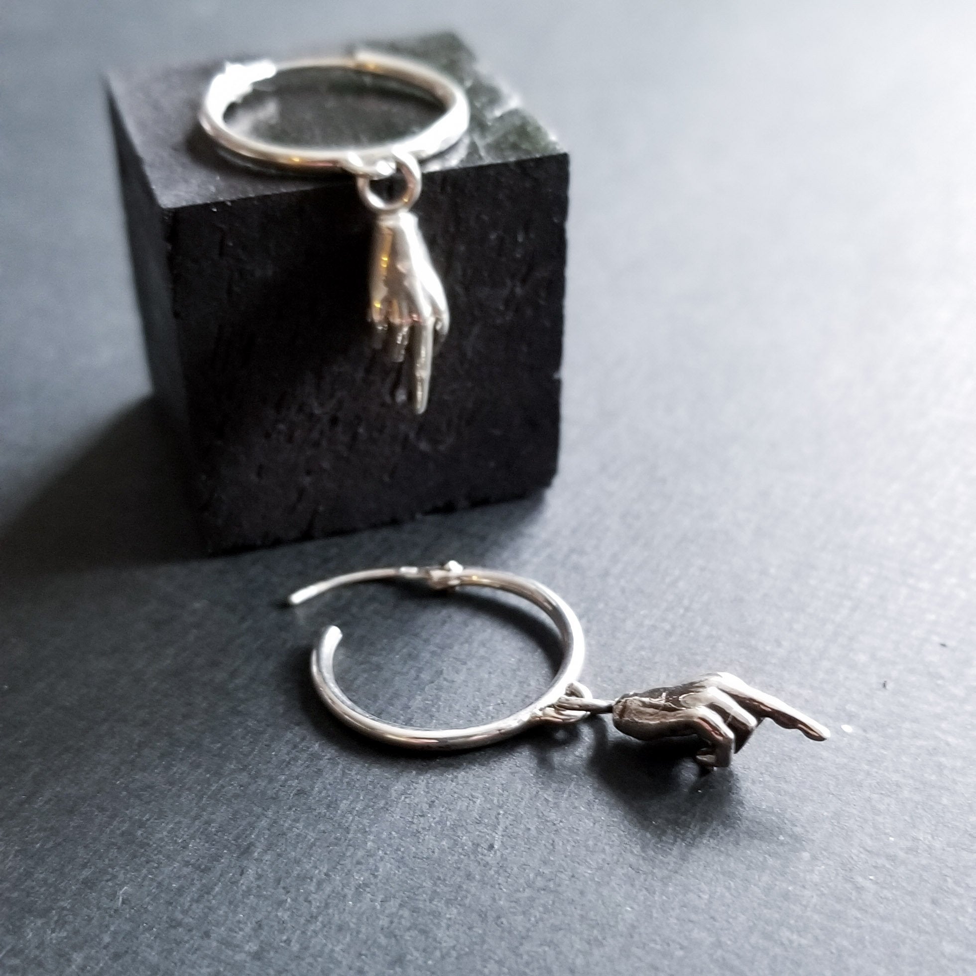 Middle Finger Hoop Earrings - Inchoo Bijoux