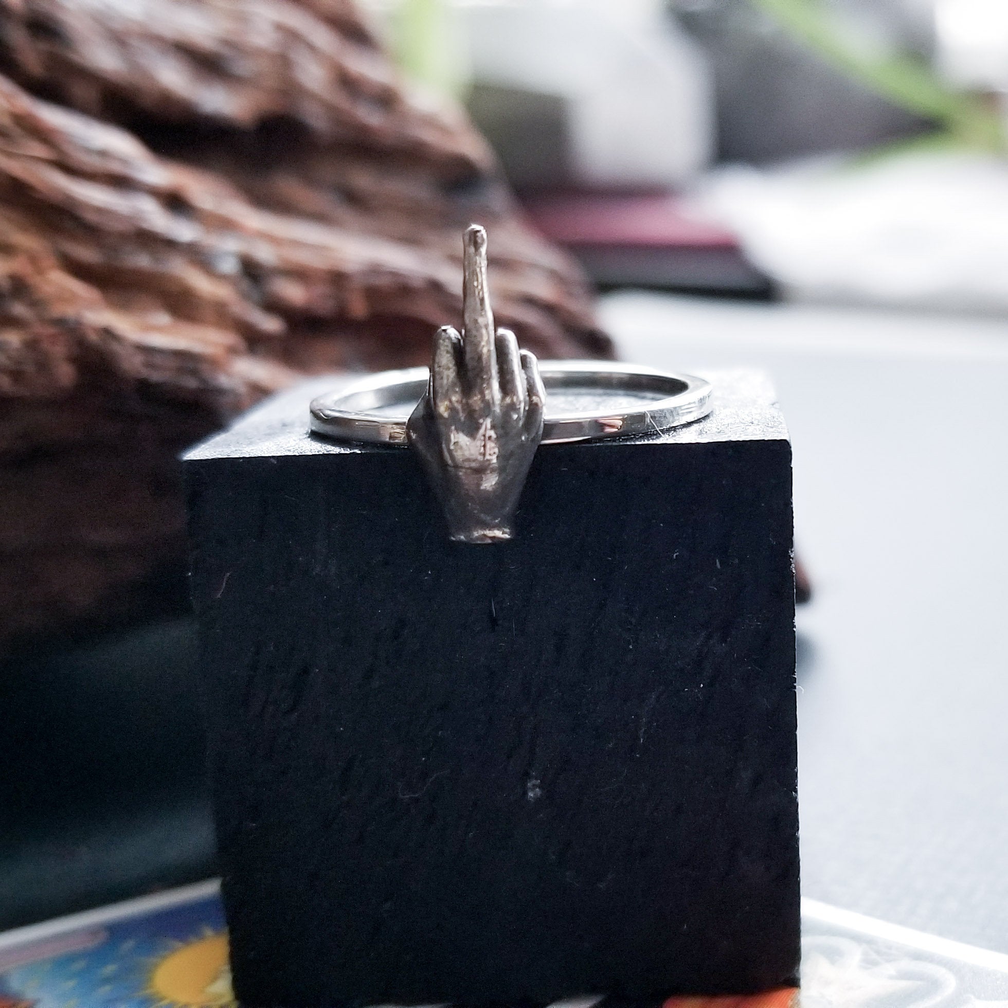 Fuck You Ring - Middle Finger - Inchoo Bijoux