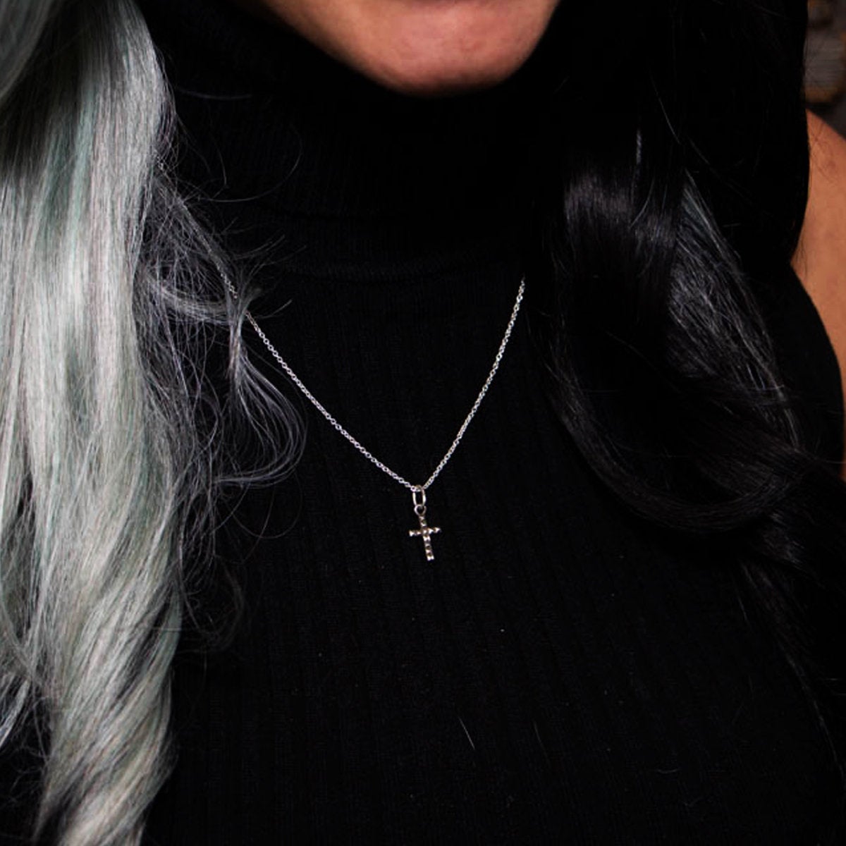 Tiny Studded Cross Pendant - Inchoo Bijoux