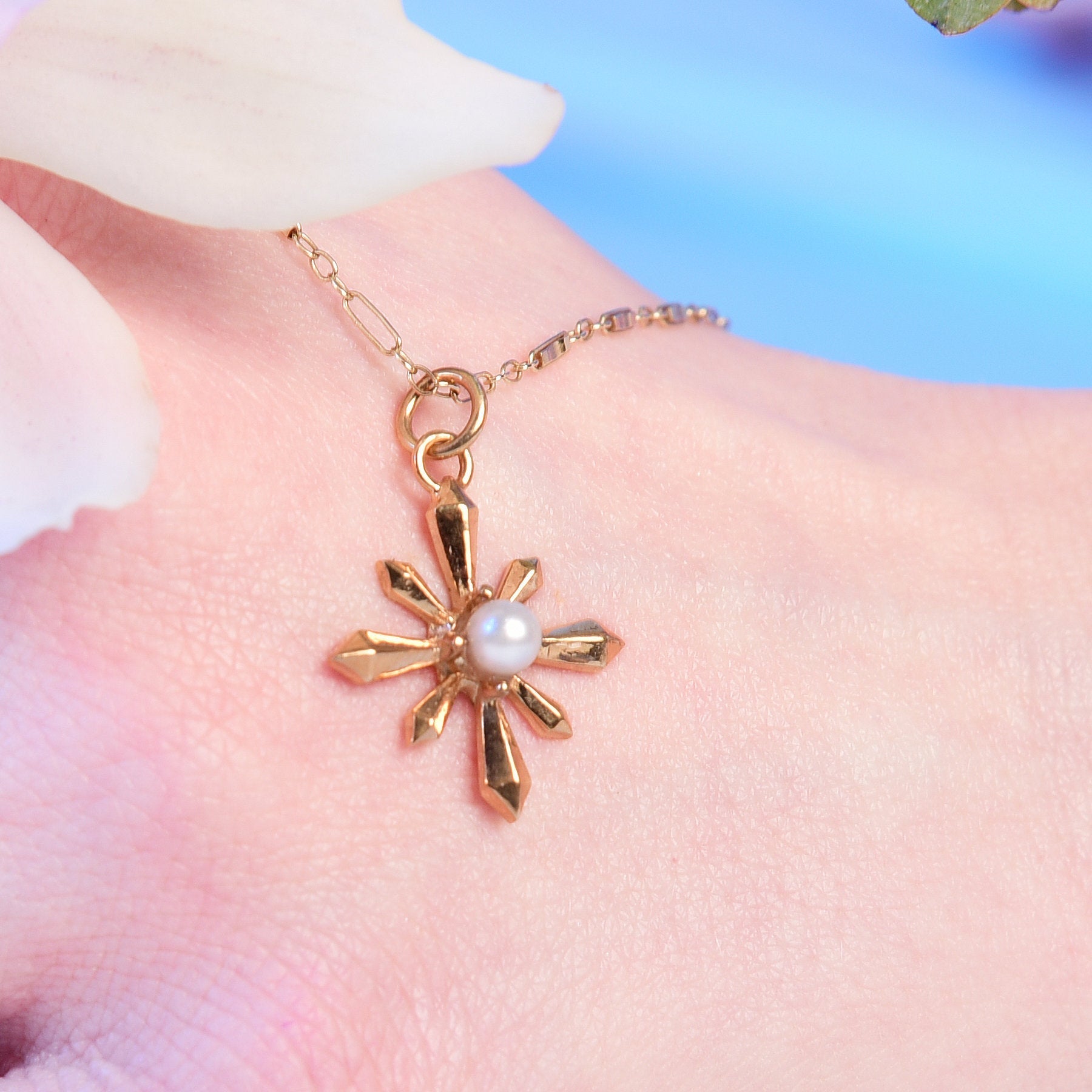 Rose Gold Art Deco Star Pendant 10K - 14K - Inchoo Bijoux