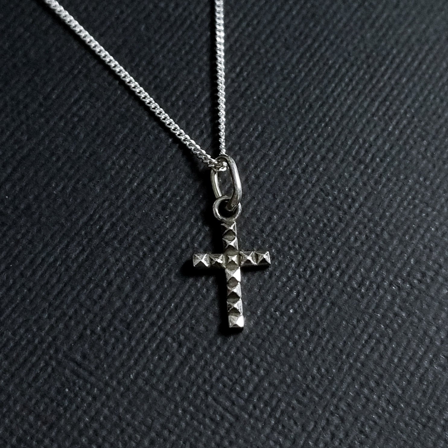 Tiny Studded Cross Pendant - Inchoo Bijoux