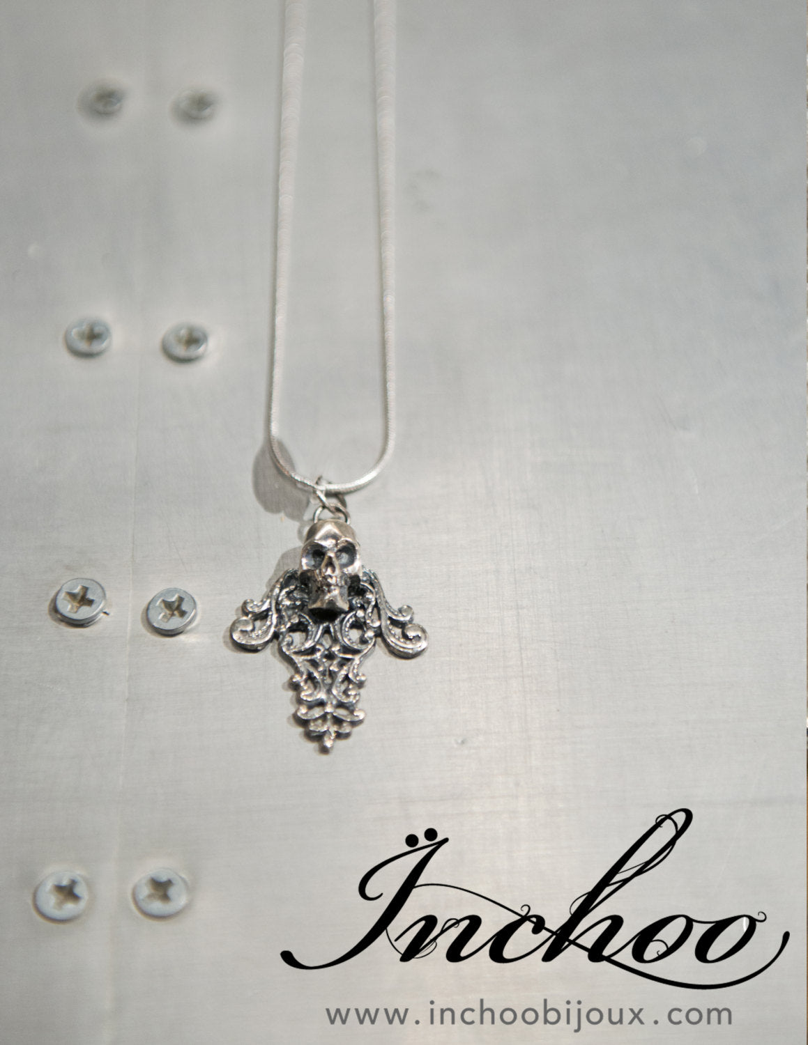 Lace Baroque Skull Pendant - Inchoo Bijoux