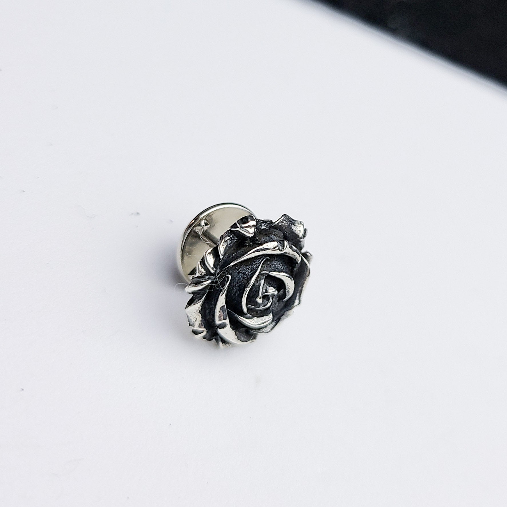 Silver Rose Lapel Pin - Inchoo Bijoux