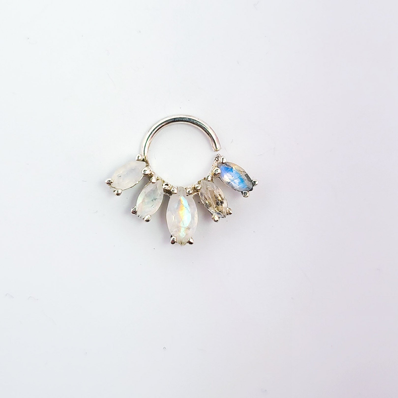 Statement Rainbow Moonstone Septum