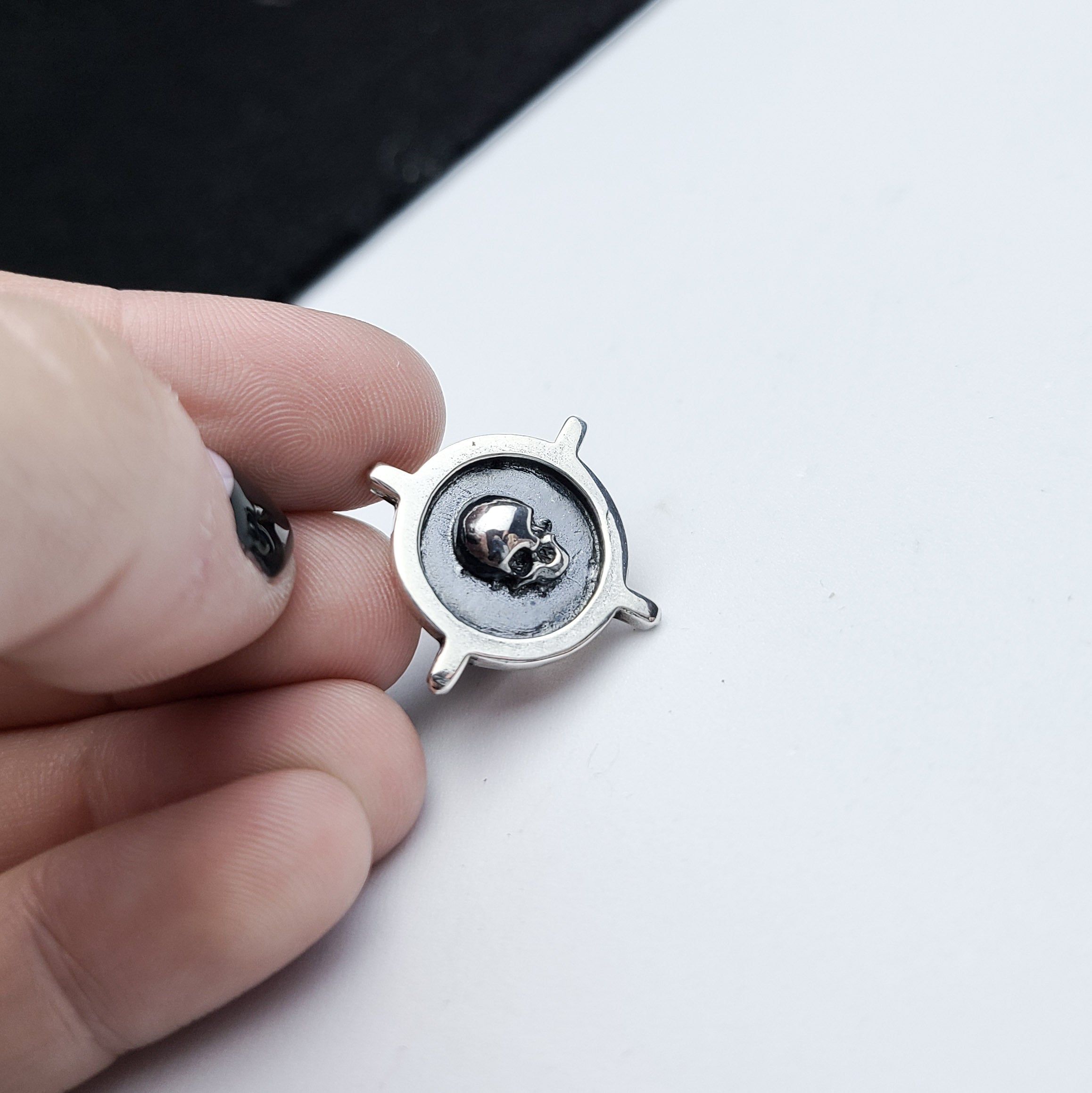 Silver Skull Lapel Pin